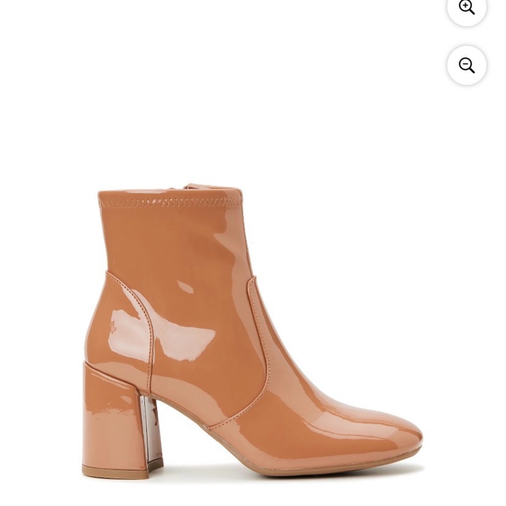Elegant Tan Ankle Boots